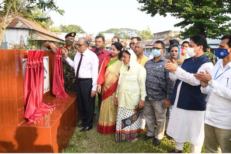 মিঠামইনে বিদ্যালয়ের ৪ তলা ভবন উদ্বোধন করলেন রাষ্ট্রপতি