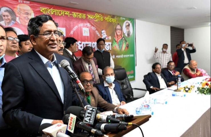 বাংলাদেশ-ভারত সম্প্রীতি রক্ষায় সজাগ থাকতে হবে : কৃষিমন্ত্রী